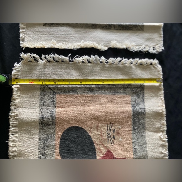 Adorable Set of 2 Cat Placemats Featuring 3 Cats Each - Picture 4 of 5